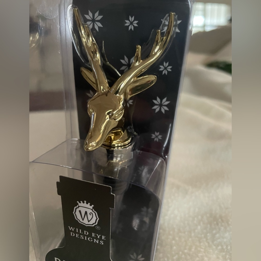 NIB - Wild Eye Designs Reindeer Wine Bottle Stopper